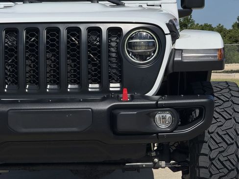 Used 2021 Jeep Gladiator Rubicon AWD/4WD image 8