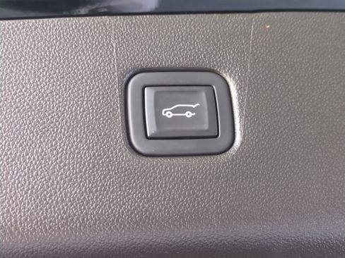 Used 2023 Chevrolet Blazer RS w/ Enhanced Convenience Package image 14