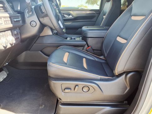 Certified 2024 GMC Yukon XL AT4 w/ Technology Package AWD/4WD image 22