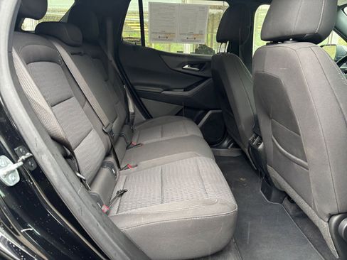 Used 2025 Chevrolet Equinox LT FWD image 39