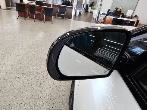 Used 2024 Jeep Wagoneer Launch Edition image 38