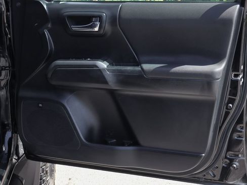 Used 2019 Toyota Tacoma TRD Pro AWD/4WD image 49