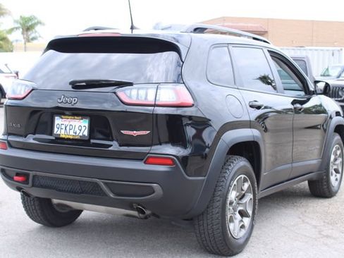 Used 2022 Jeep Cherokee Trailhawk AWD/4WD image 5