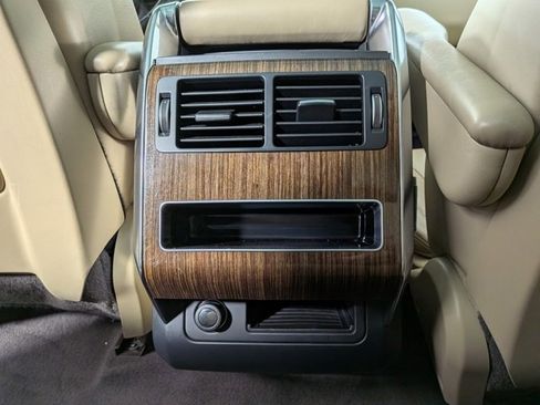 Used 2015 Land Rover Range Rover Sport HSE image 25