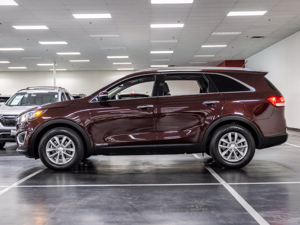 Used 2018 Kia Sorento LX AWD/4WD image 5