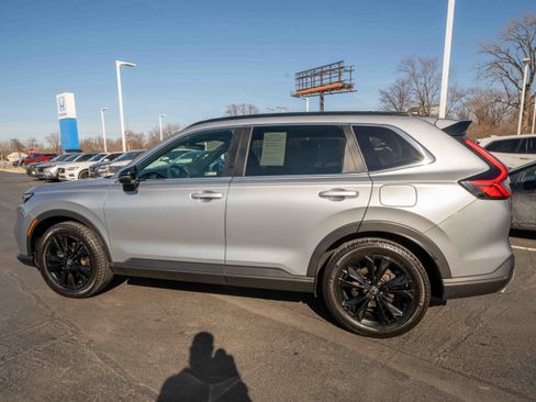 Used 2023 Honda CR-V Sport Touring image 4