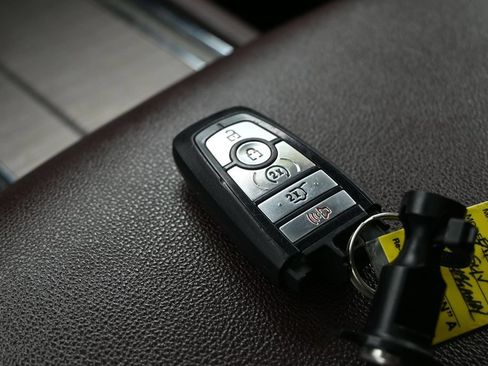 Certified 2024 Ford Expedition Max Limited RWD image 30