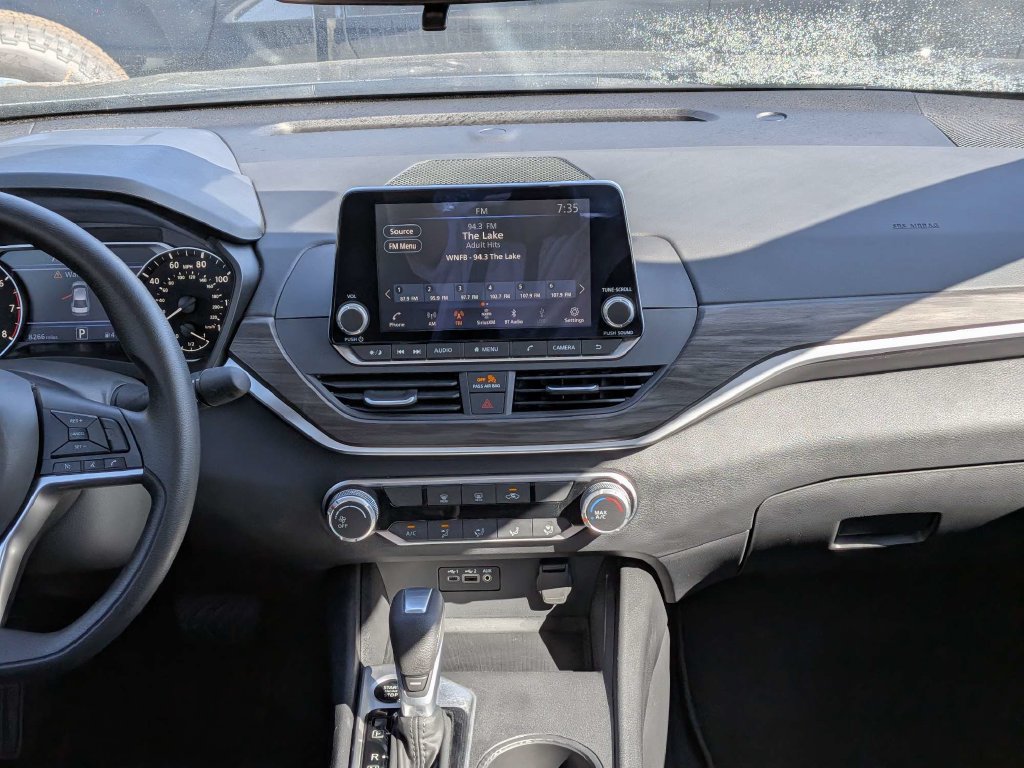 Used 2026 Nissan Altima 2.5 SV FWD image 17