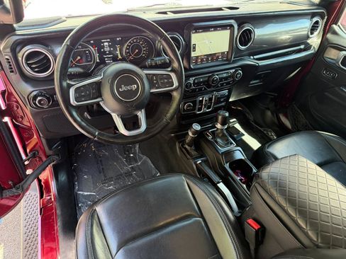 Used 2021 Jeep Wrangler Unlimited Sahara image 27