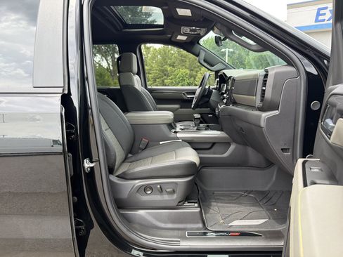 Used 2026 Chevrolet Silverado 1500 ZR2 AWD/4WD image 33