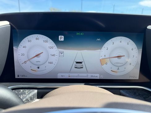 Used 2024 Genesis G90 3.5T image 10