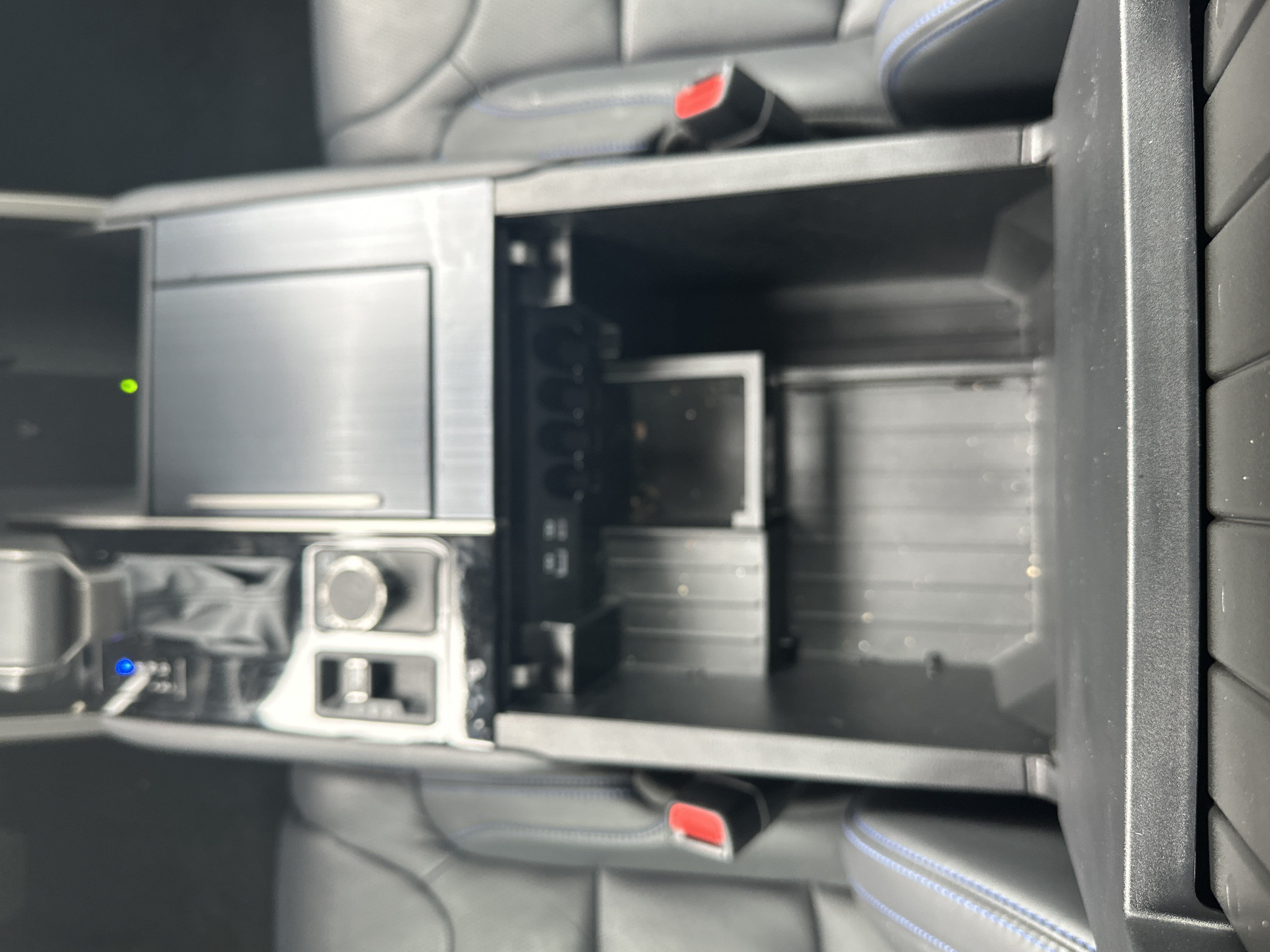 Used 2026 Toyota Tundra Platinum AWD/4WD image 25