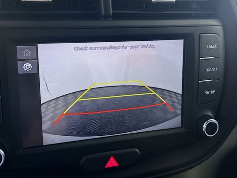 Used 2025 Kia Soul LX w/ LX Technology Package image 22