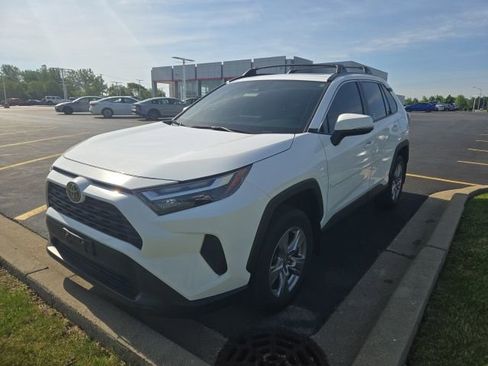 Used 2024 Toyota RAV4 XLE w/ Convenience Package AWD/4WD image 3