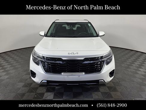 Used 2024 Kia Seltos EX AWD/4WD image 2