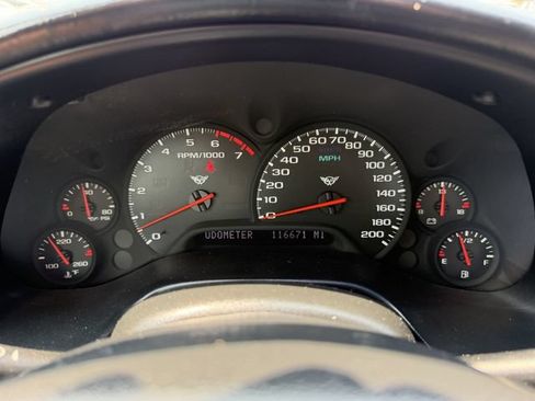 Used 2002 Chevrolet Corvette Convertible w/ Preferred Equipment Group2 RWD image 18
