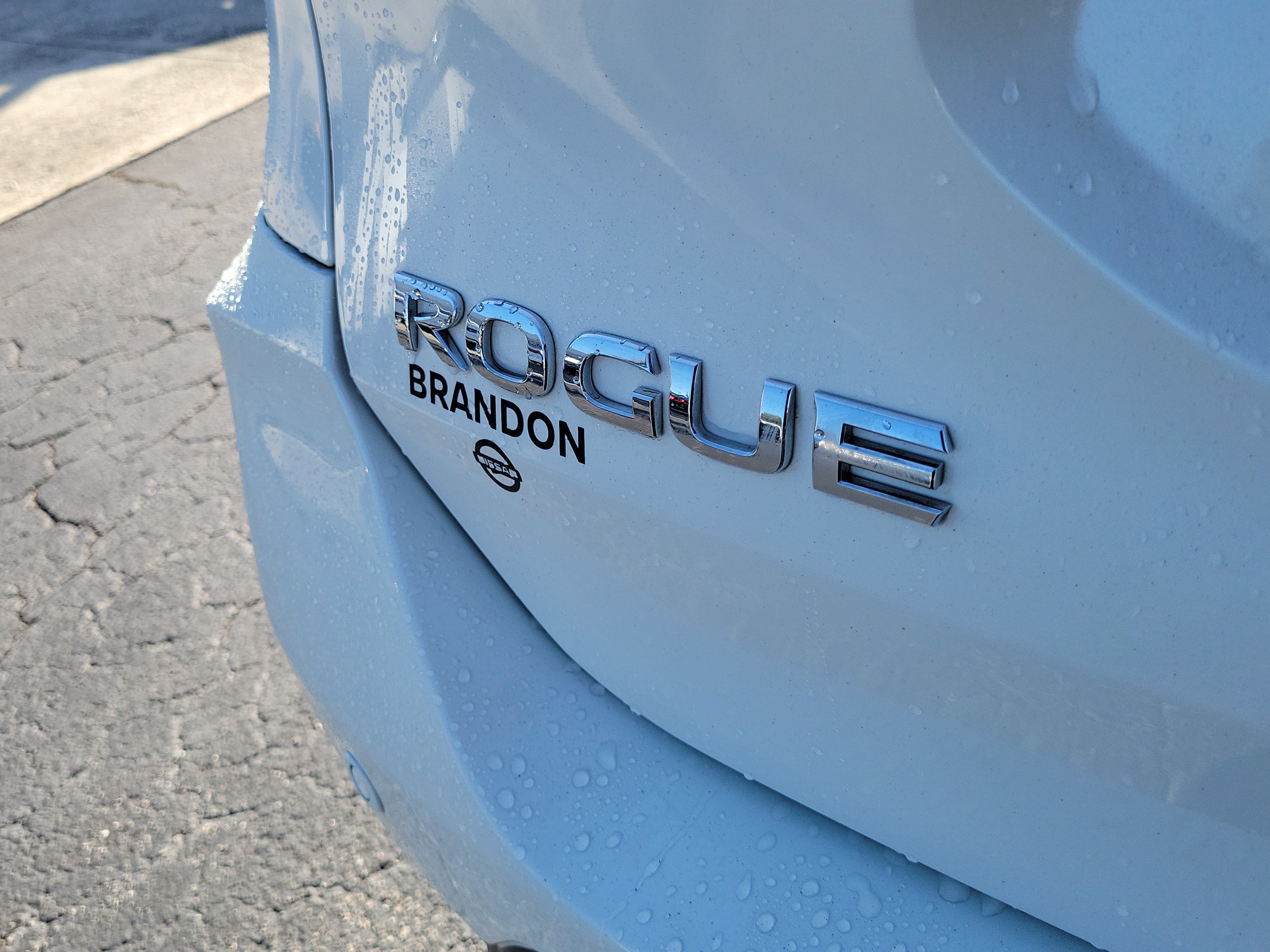 Used 2019 Nissan Rogue SV FWD image 9