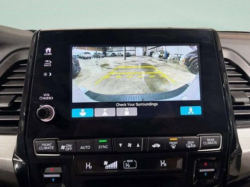 Used 2023 Honda Odyssey EX-L image 16