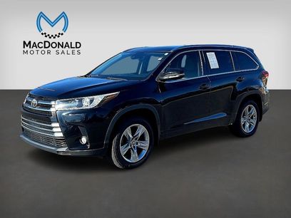 Used 2017 Toyota Highlander Limited