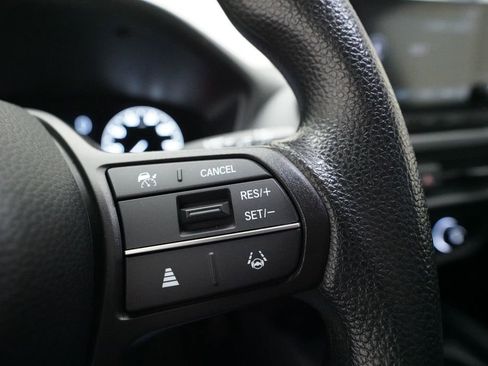 Certified 2024 Honda HR-V LX image 18