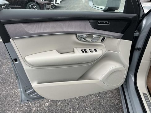 New 2026 Volvo XC90 B6 Ultra w/ Protection Package AWD/4WD image 21