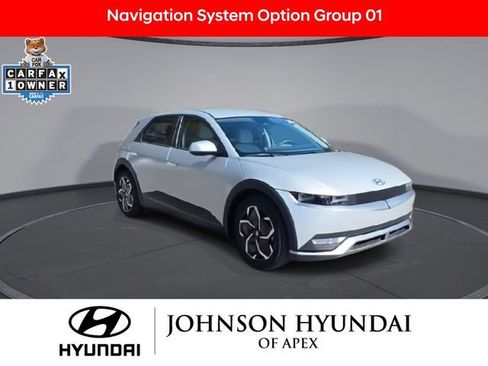 Used 2023 Hyundai Ioniq 5 SEL image 2