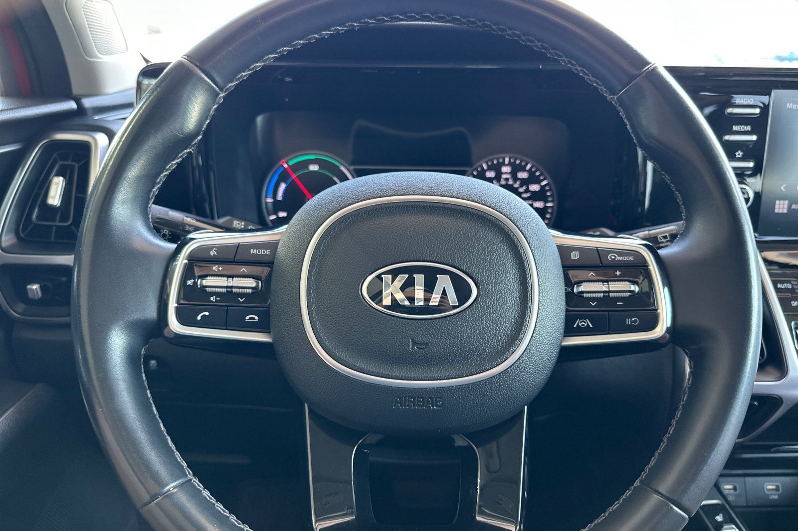 Used 2021 Kia Sorento S FWD image 24