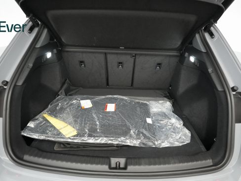 Used 2022 Audi Q4 e-tron Premium Plus image 23