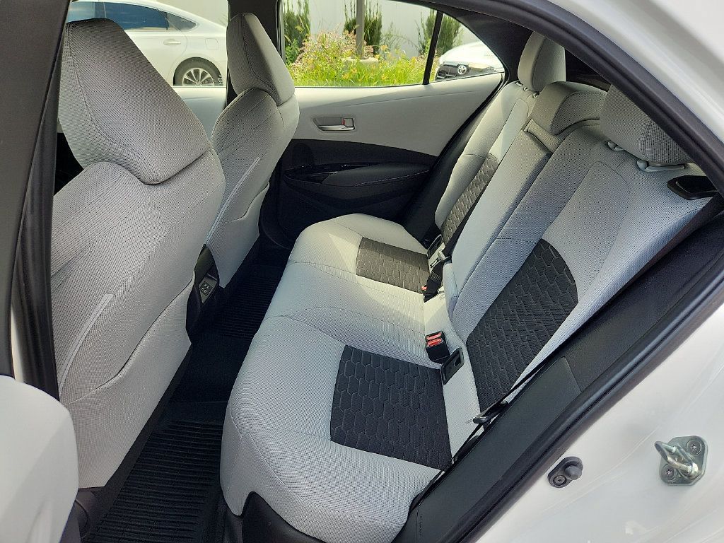 Used 2024 Toyota Corolla SE FWD image 10