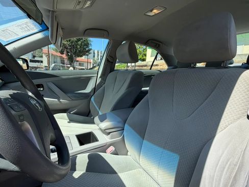 Used 2007 Toyota Camry LE FWD image 11