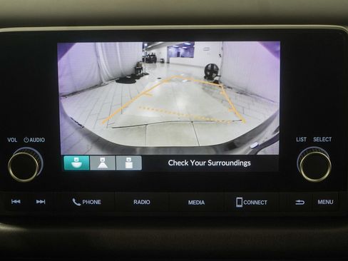 Used 2024 Honda HR-V LX image 27