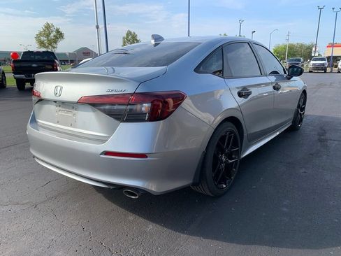 Used 2025 Honda Civic Sport image 3