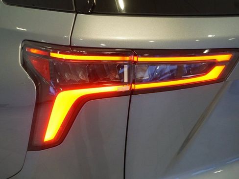 Certified 2025 Chevrolet Equinox LT image 31