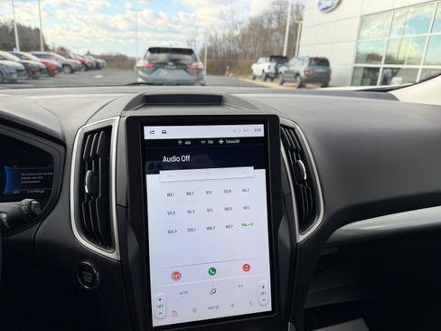 Certified 2024 Ford Edge SEL w/ Convenience Package image 19