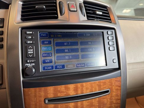 Used 2006 Cadillac XLR RWD image 30