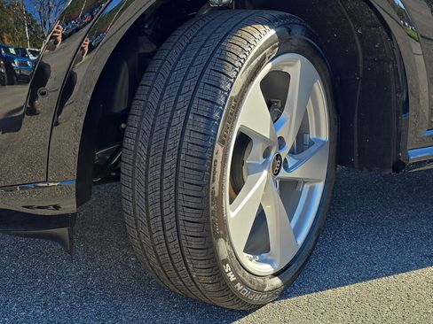 New 2025 Audi Q5 Premium Plus image 32