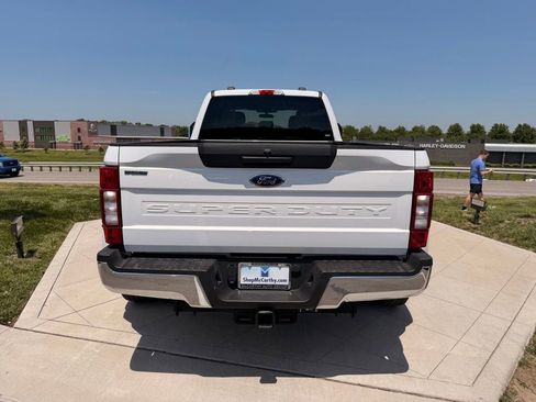 Used 2022 Ford F350 XLT w/ XLT Value Package AWD/4WD image 4