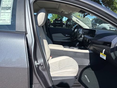 New 2026 Nissan Sentra SL w/ Floor Mat Package FWD image 18