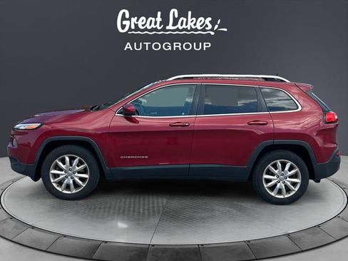 Used 2016 Jeep Cherokee Limited AWD/4WD image 2