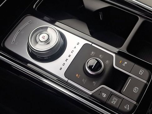 New 2026 Kia Sorento SX Prestige AWD/4WD image 11