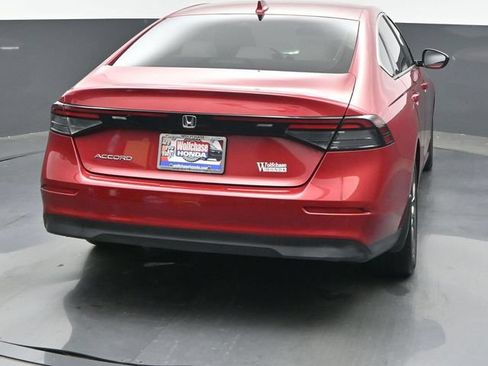 Used 2024 Honda Accord EX image 5