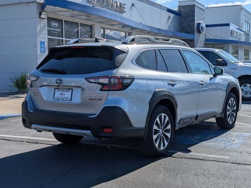 Used 2025 Subaru Outback Touring XT w/ Popular Package #2 AWD/4WD image 3