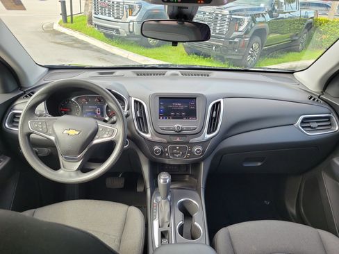 Used 2020 Chevrolet Equinox LT image 17