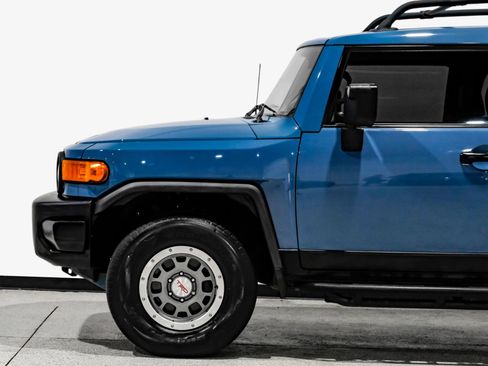 Used 2014 Toyota FJ Cruiser 4WD w/ Trail Teams Ultimate Edition image 10