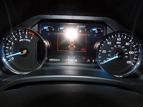 Used 2021 Ford Expedition Max Limited image 32