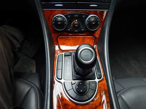 Used 2005 Mercedes-Benz SL 600 w/ AMG Sport Pkg image 18