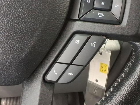 Used 2015 Ford F150 XLT w/ Equipment Group 301A Mid image 19