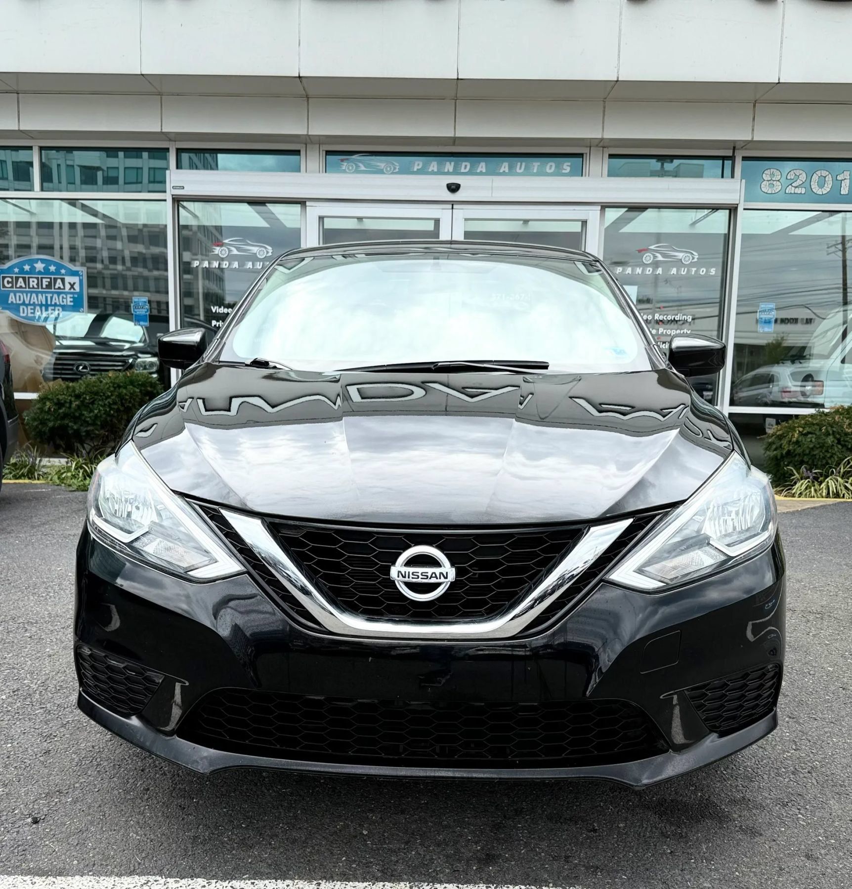 Used 2017 Nissan Sentra SV FWD image 2