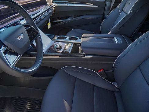 New 2025 Cadillac Escalade Sport w/ Touring Package image 8