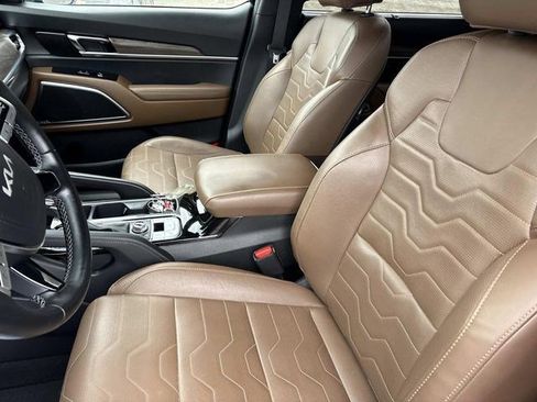 Used 2022 Kia Telluride SX w/ SX Prestige Package image 26